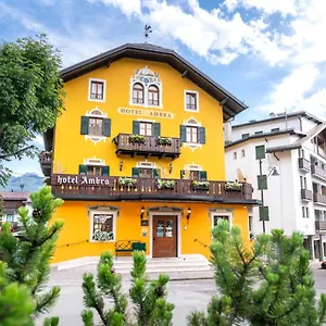 **** Hotel Ambra Cortina Luxury&fashion Italien